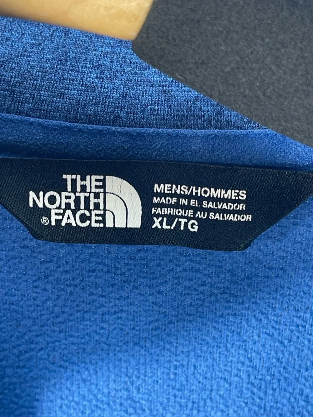 The North Face Men's Heathered Royal Blue Half-Zip Pullover w/Black Accents - Picture 7 of 8
